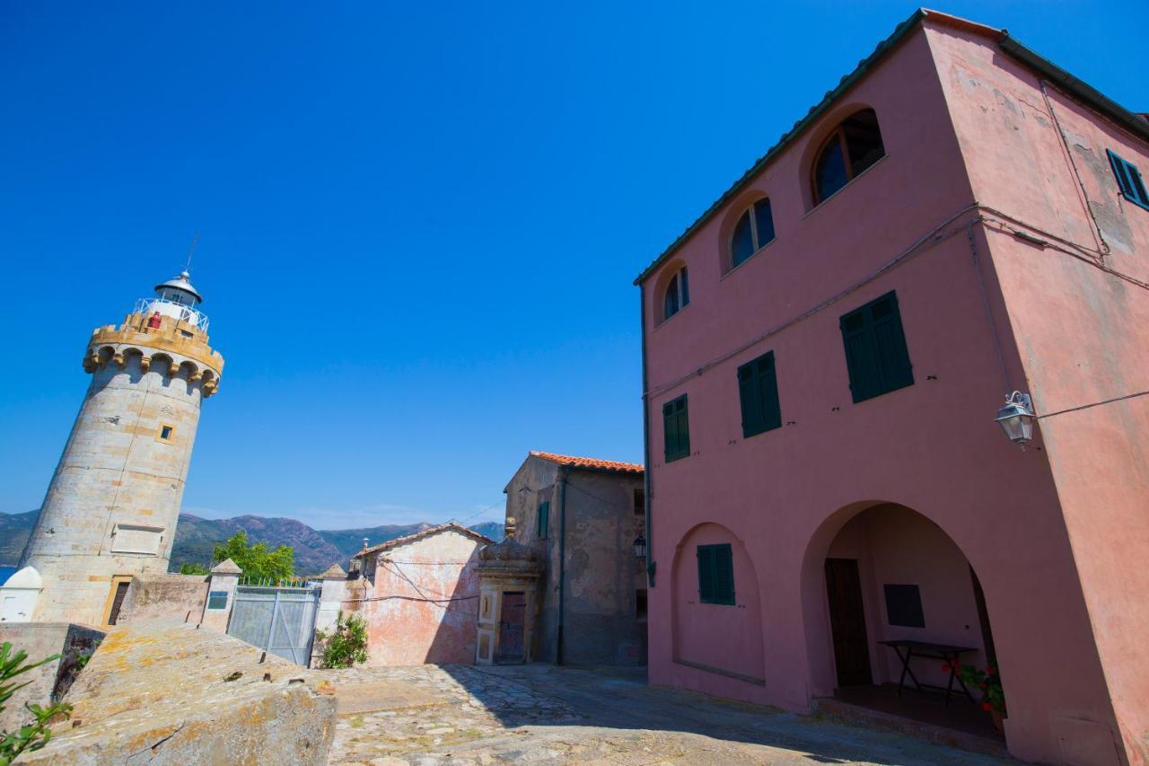 Helloelba Appartamento Il Faro Портоферрайо Экстерьер фото